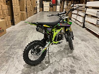 Ultra motocross db003 26de 125cc groen motorfiets - afbeelding 1 van  9