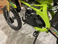 Ultra motocross db003 26de 125cc groen motorfiets - afbeelding 13 van  18