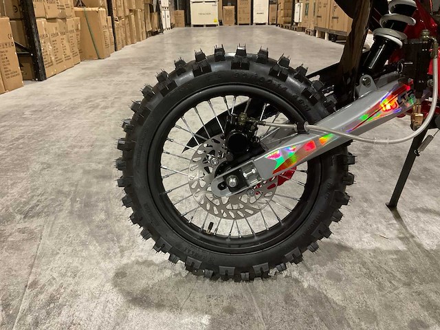 Ultra motocross db003 26de 125cc rood motorfiets - afbeelding 10 van  11