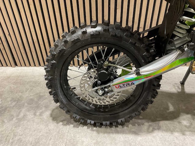 Ultra motocross db003 groen 27ju motorfiets - afbeelding 34 van  52