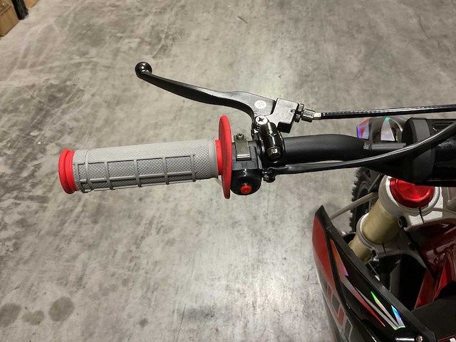 Ultra motocross db003 rood 27ju motorfiets - afbeelding 20 van  39