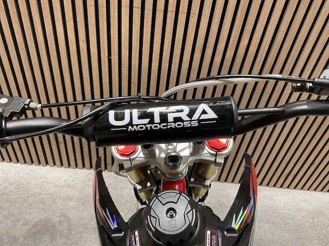 Ultra motocross db003 rood 27ju motorfiets - afbeelding 31 van  39