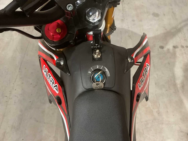 Ultra motocross db003e ilx1500 rd elektrische crossmotor - afbeelding 8 van  10