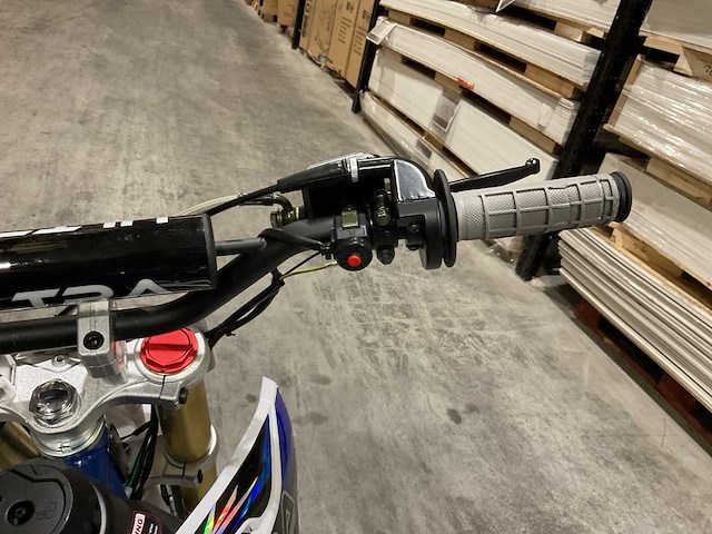 Ultra motocross db003es 27ap blauw motorfiets - afbeelding 25 van  55
