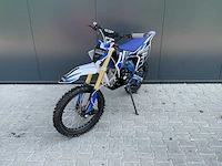 Ultra motocross db003es 27ap blauw motorfiets