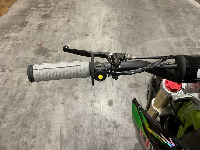 Ultra motocross db003es 27ap groen motorfiets - afbeelding 18 van  38