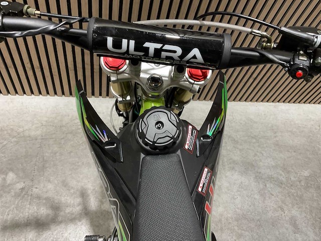 Ultra motocross db003es 27ap groen motorfiets - afbeelding 35 van  38