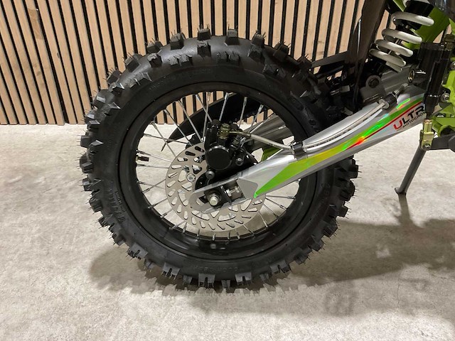 Ultra motocross db003es 27ap groen motorfiets - afbeelding 45 van  48
