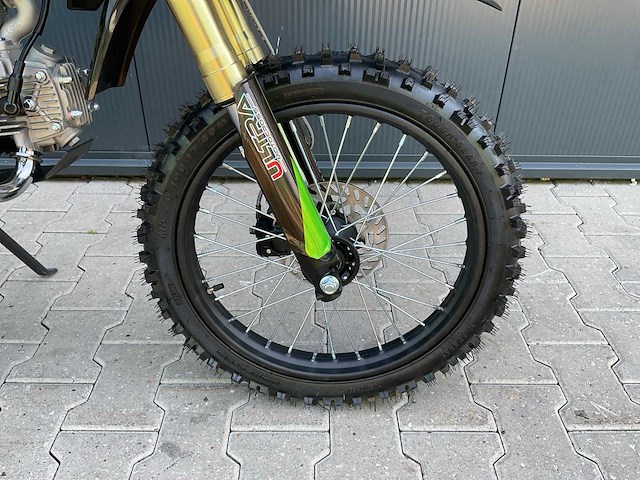Ultra motocross db003es 27ap groen motorfiets - afbeelding 41 van  42