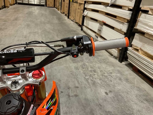 Ultra motocross db003es 27ap oranje motorfiets - afbeelding 28 van  56