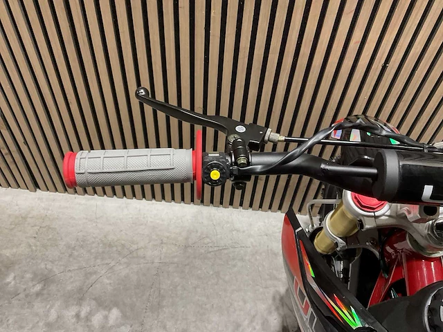 Ultra motocross db003es 27ap rood motorfiets - afbeelding 48 van  58