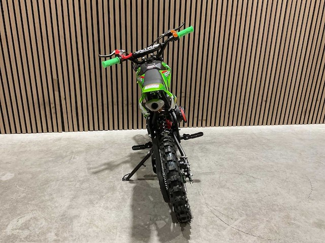 Ultra motocross db01 27ja groen 49cc motorfiets - afbeelding 11 van  35
