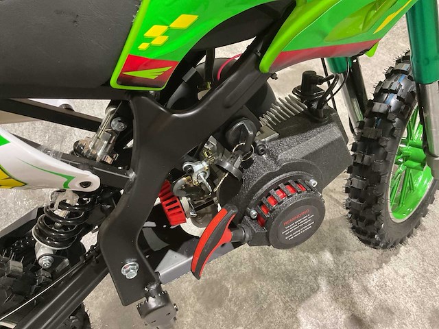 Ultra motocross db01 27ja groen 49cc motorfiets - afbeelding 40 van  42