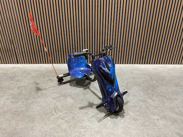 Ultra motocross drift trike 27ja 250w blauw heelal voertuig - afbeelding 13 van  38