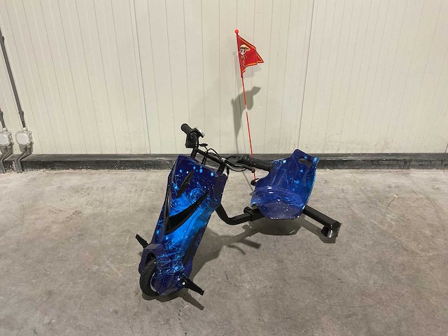 Ultra motocross drift trike 27ja 250w blauw heelal voertuig - afbeelding 22 van  38