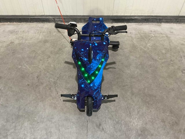 Ultra motocross drift trike 27ja 250w blauw heelal voertuig - afbeelding 25 van  38