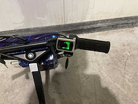 Ultra motocross drift trike 27ja 250w blauw heelal voertuig - afbeelding 31 van  38