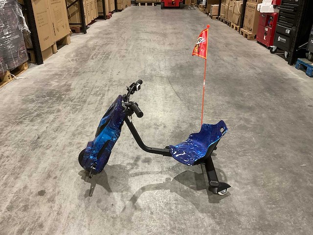 Ultra motocross drift trike 27ja 250w blauw heelal voertuig - afbeelding 34 van  38