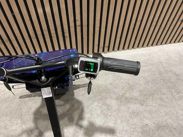 Ultra motocross drift trike 27ja 250w blauw heelal voertuig - afbeelding 19 van  38