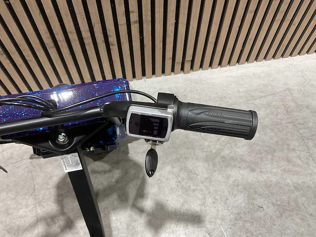 Ultra motocross drift trike 27ja 250w blauw heelal voertuig - afbeelding 18 van  38