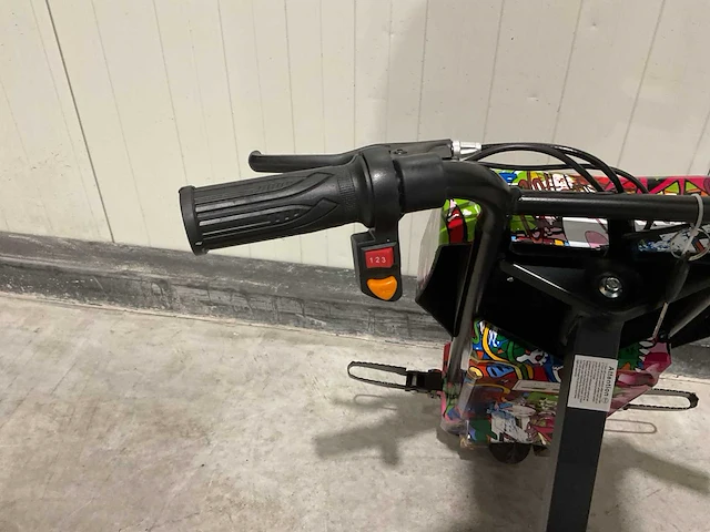 Ultra motocross drift trike 27ja 250w graffiti hop voertuig - afbeelding 41 van  50