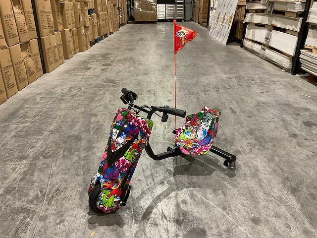 Ultra motocross drift trike 27ja 250w graffiti hop voertuig - afbeelding 1 van  50