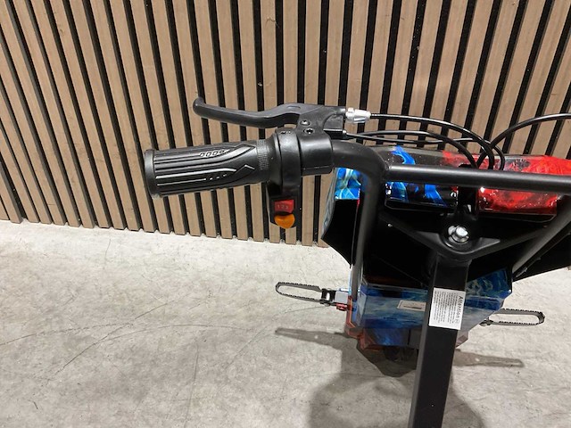 Ultra motocross drift trike 27ja 250w voertuig - afbeelding 14 van  33