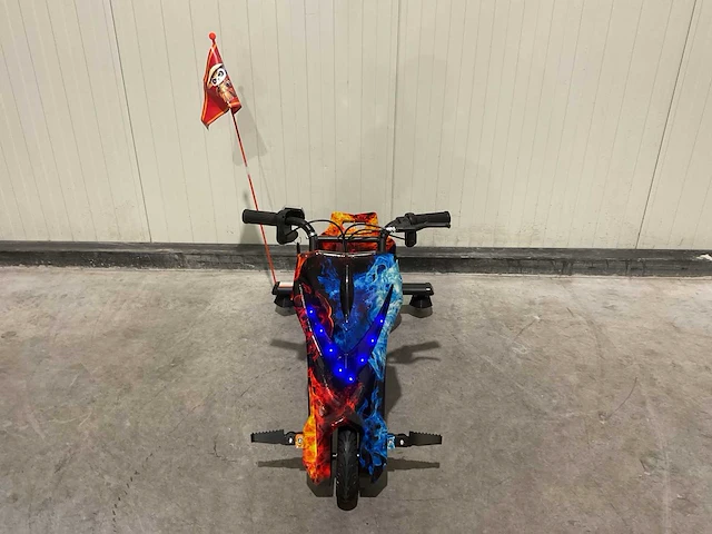 Ultra motocross drift trike 27ja 250w voertuig - afbeelding 17 van  33