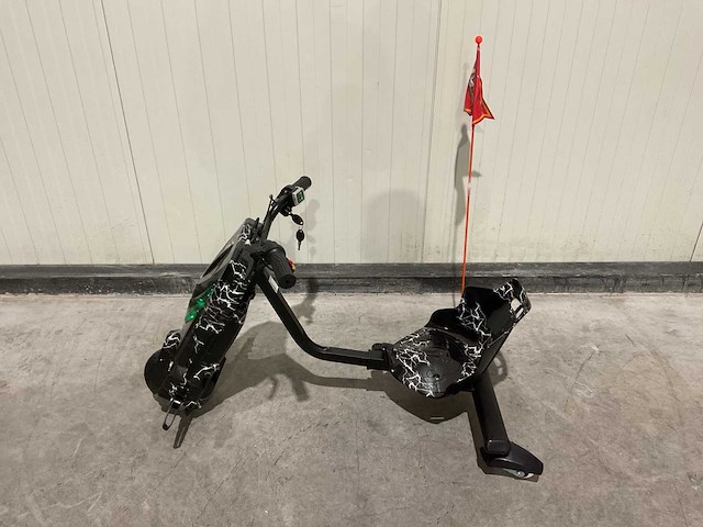 Ultra motocross drift trike 27ja 250w zwart bliksem voertuig - afbeelding 33 van  33