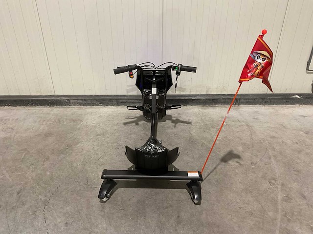 Ultra motocross drift trike 27ja 250w zwart bliksem voertuig - afbeelding 22 van  33