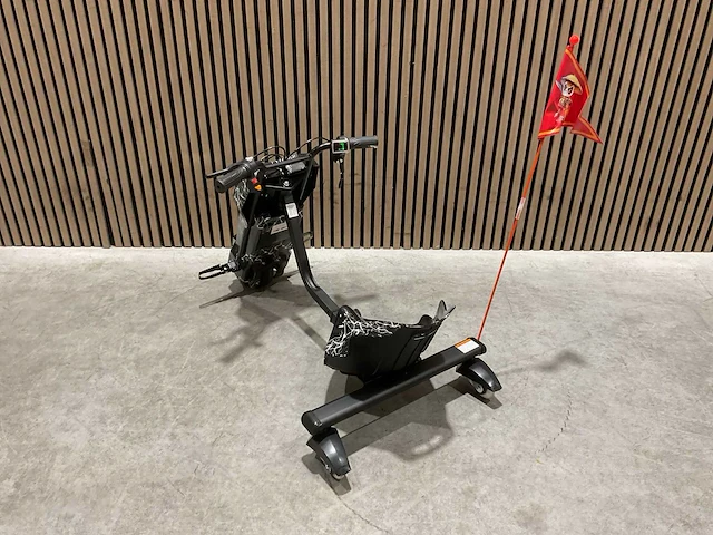 Ultra motocross drift trike 27ja 250w zwart bliksem voertuig - afbeelding 16 van  33