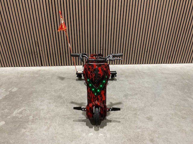 Ultra motocross drift trike 27ja 250w zwart rood voertuig - afbeelding 5 van  23