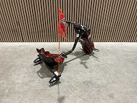 Ultra motocross drift trike 27ja 250w zwart rood voertuig - afbeelding 9 van  23