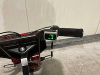Ultra motocross drift trike 27ja 250w zwart rood voertuig - afbeelding 25 van  32