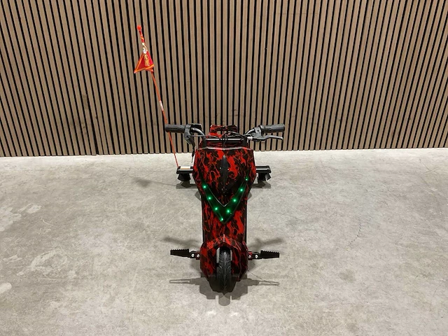 Ultra motocross drift trike 27ja 250w zwart rood voertuig - afbeelding 7 van  32