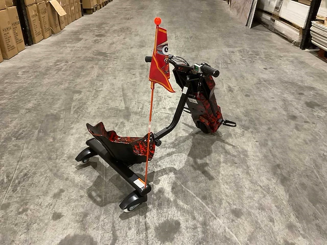 Ultra motocross drift trike 27ja 250w zwart rood voertuig - afbeelding 29 van  32