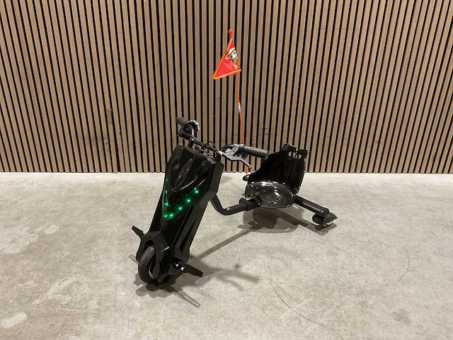 Ultra motocross drift trike 27ja 250w zwart voertuig - afbeelding 6 van  32