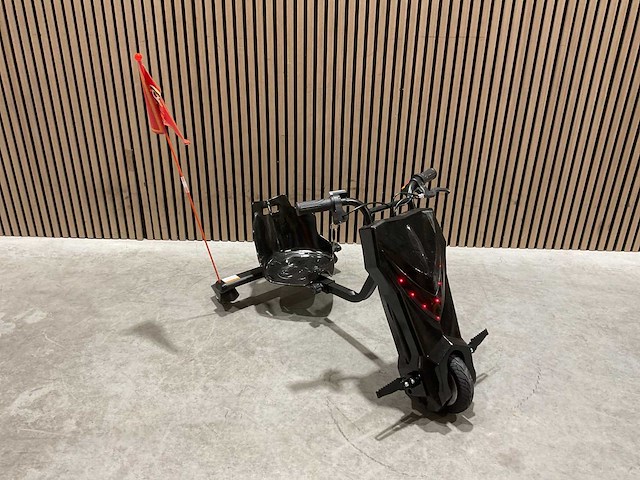 Ultra motocross drift trike 27ja 250w zwart voertuig - afbeelding 8 van  32