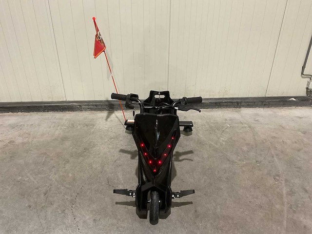 Ultra motocross drift trike 27ja 250w zwart voertuig - afbeelding 19 van  33