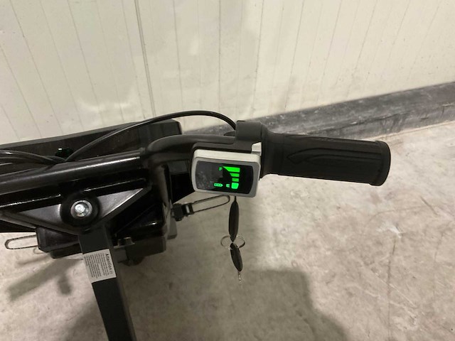 Ultra motocross drift trike 27ja 250w zwart voertuig - afbeelding 26 van  33