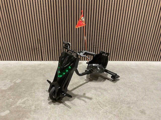 Ultra motocross drift trike 27ja 250w zwart voertuig - afbeelding 7 van  33