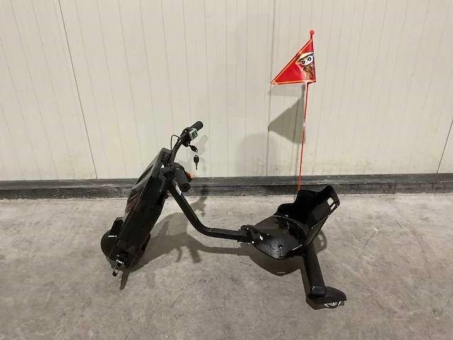 Ultra motocross drift trike 27ja 250w zwart voertuig - afbeelding 17 van  33