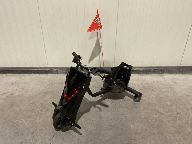 Ultra motocross drift trike 27ja 250w zwart voertuig - afbeelding 18 van  33