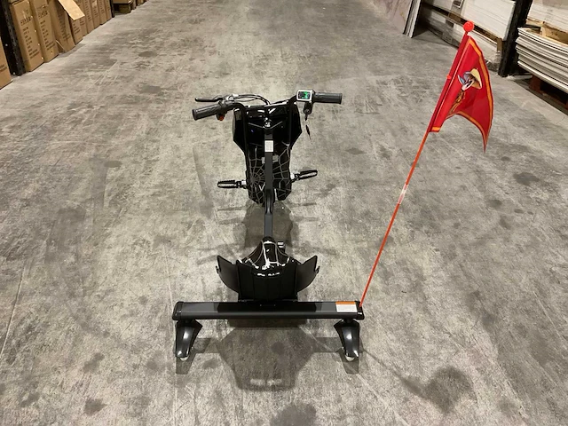 Ultra motocross drift trike 27ja 250w zwart web voertuig - afbeelding 10 van  11