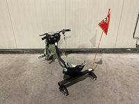 Ultra motocross drift trike 27ja 250w zwart/groen/wit voertuig - afbeelding 12 van  12