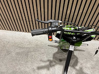 Ultra motocross drift trike 27ja 250w zwart/groen/wit voertuig - afbeelding 13 van  32