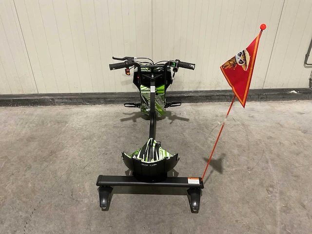Ultra motocross drift trike 27ja 250w zwart/groen/wit voertuig - afbeelding 22 van  32
