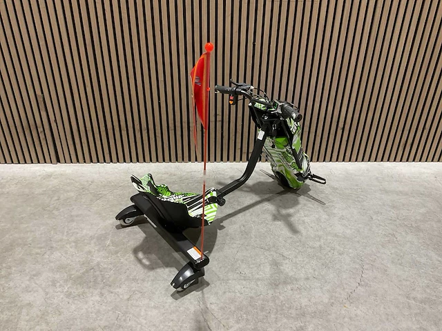 Ultra motocross drift trike 27ja 250w zwart/groen/wit voertuig - afbeelding 10 van  32