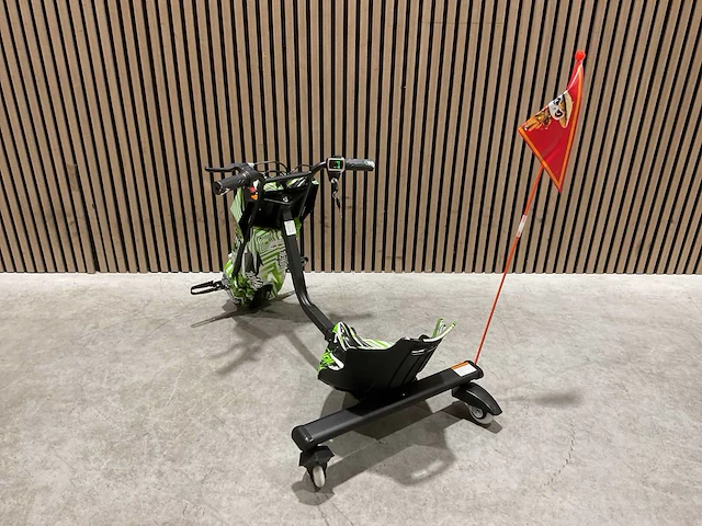 Ultra motocross drift trike 27ja 250w zwart/groen/wit voertuig - afbeelding 15 van  32