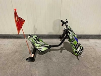 Ultra motocross drift trike 27ja 250w zwart/groen/wit voertuig - afbeelding 20 van  32